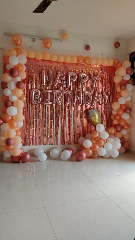 Backdrop with chrome highlighters